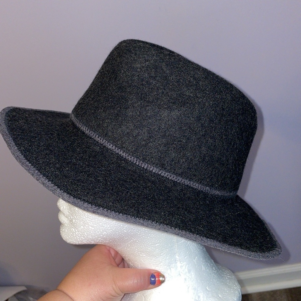 Bob Timberlake Gray Felted Wool Wide Brim Hat OS Metal Feather Detail Brim